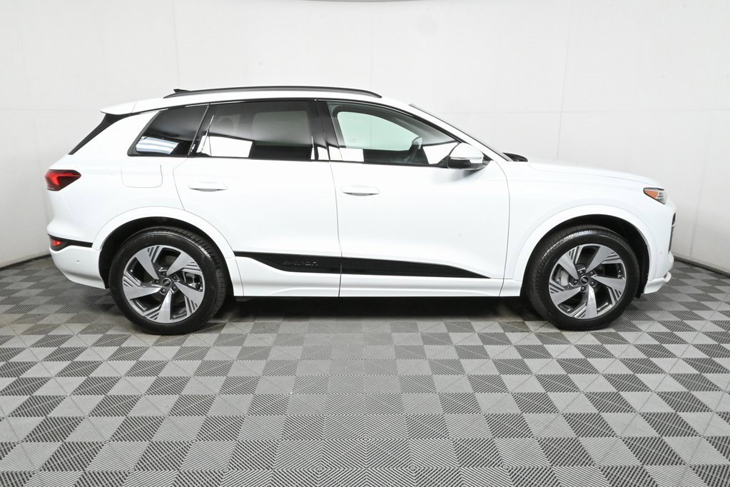 New 2025 Audi Q6 e-tron Premium Plus image 2