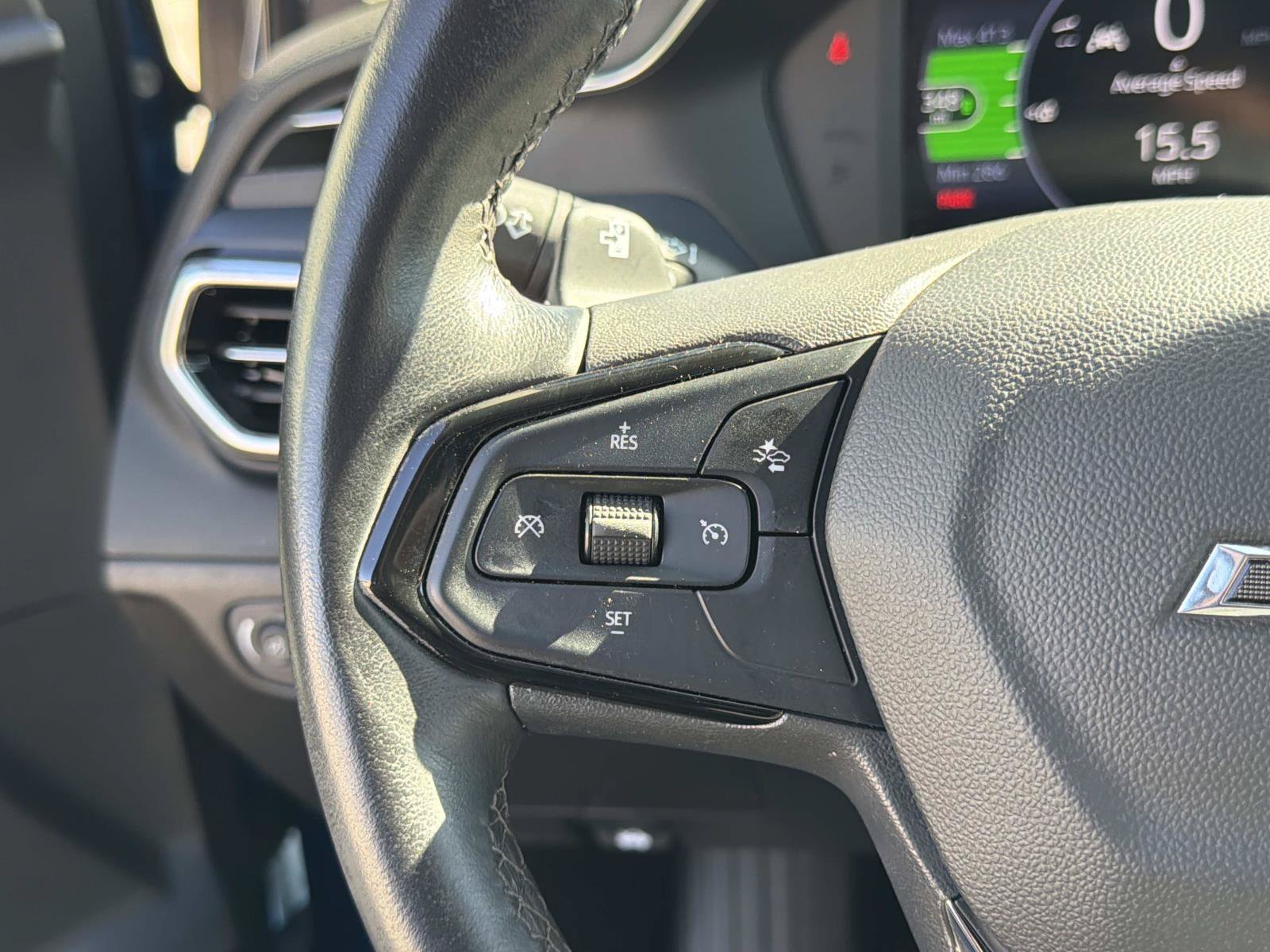 Used 2023 Chevrolet Bolt EUV Premier FWD image 17