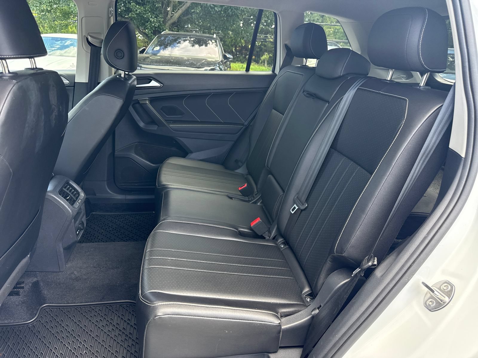 Certified 2024 Volkswagen Tiguan SE AWD/4WD image 26