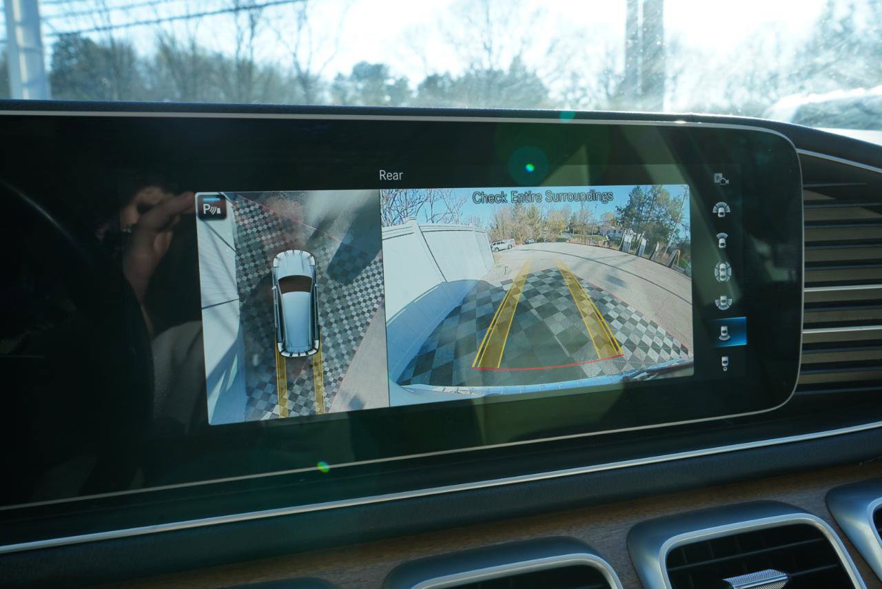 Used 2022 Mercedes-Benz GLS 450 4MATIC image 36