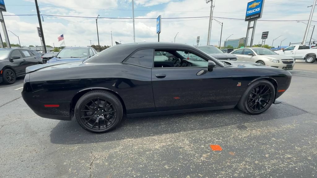 Used 2023 Dodge Challenger R/T Scat Pack RWD image 9