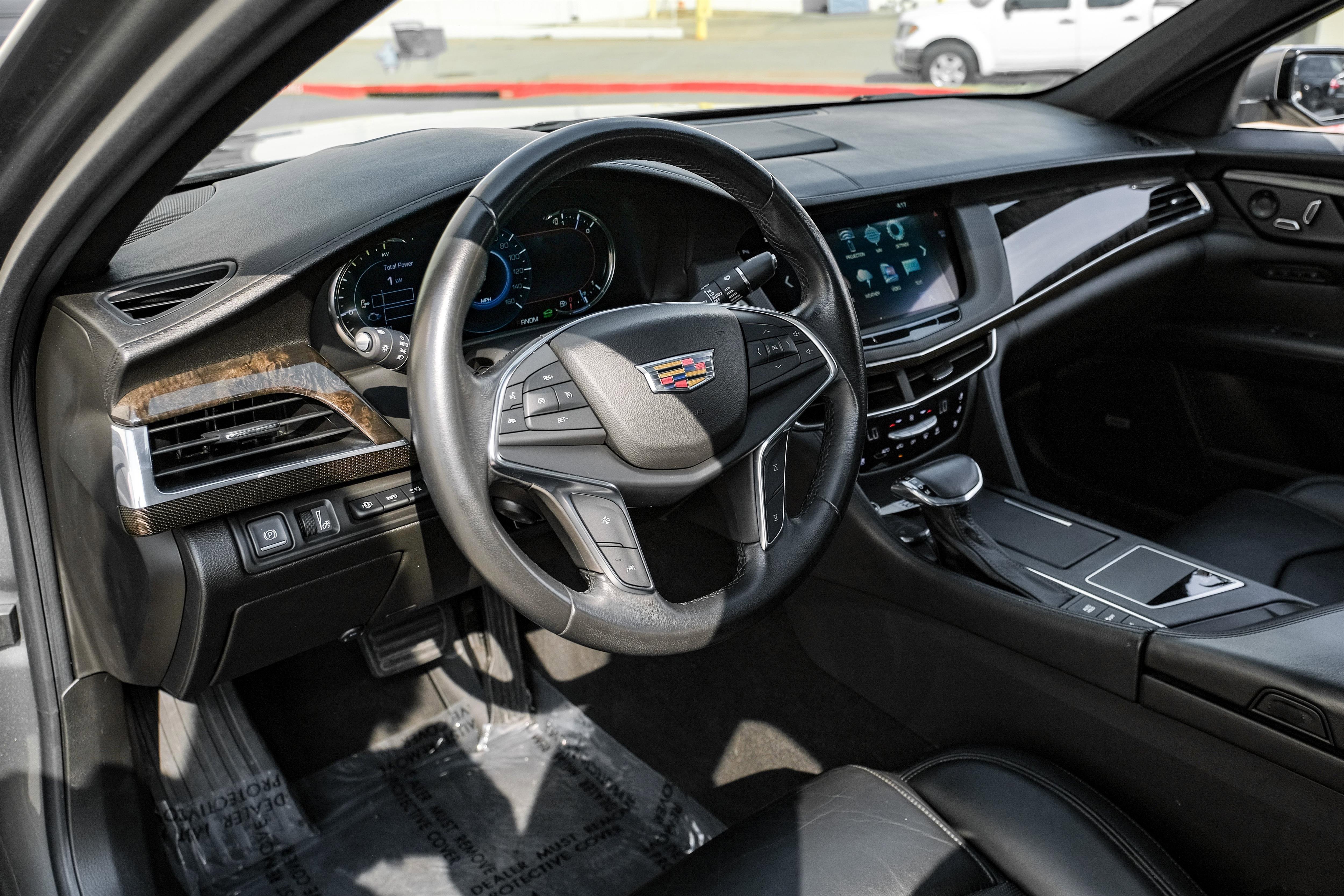 Used 2018 Cadillac CT6 Premium Luxury image 2