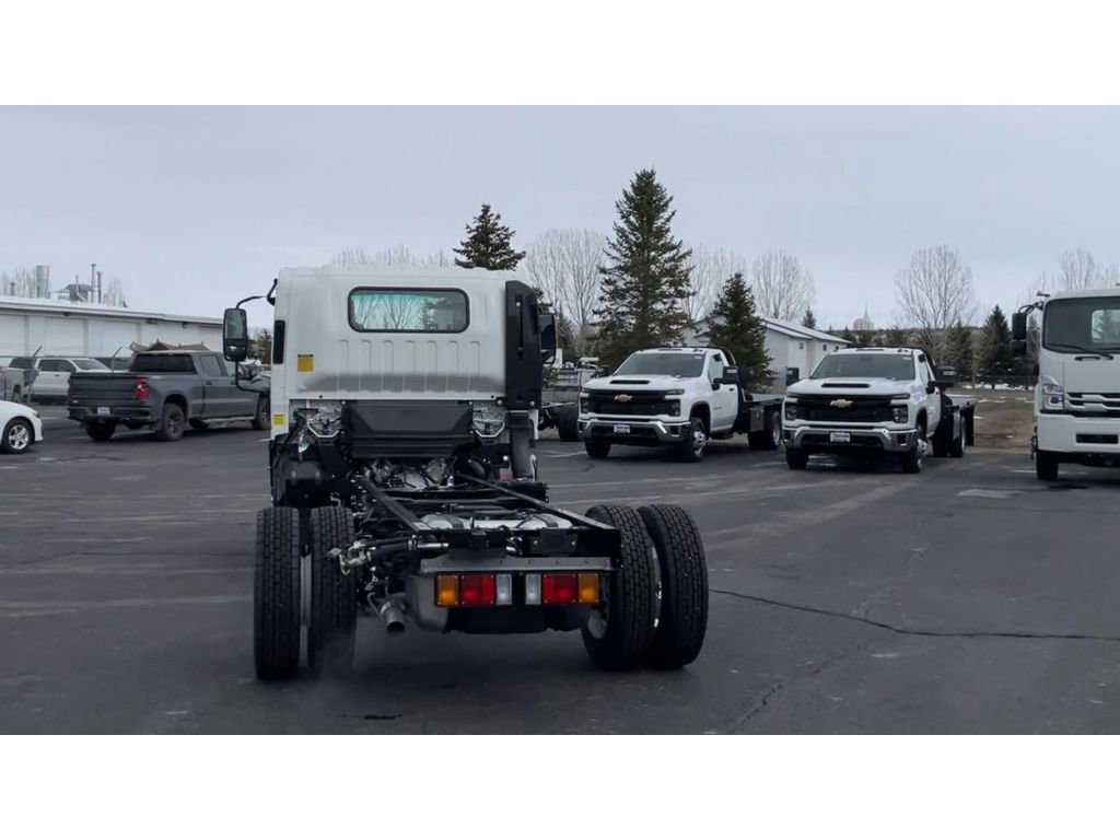 New 2024 Chevrolet Low Cab Forward image 3