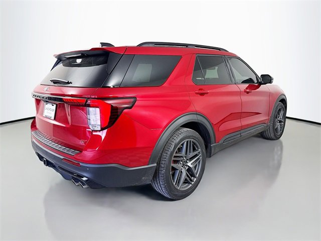 Used 2025 Ford Explorer ST image 5