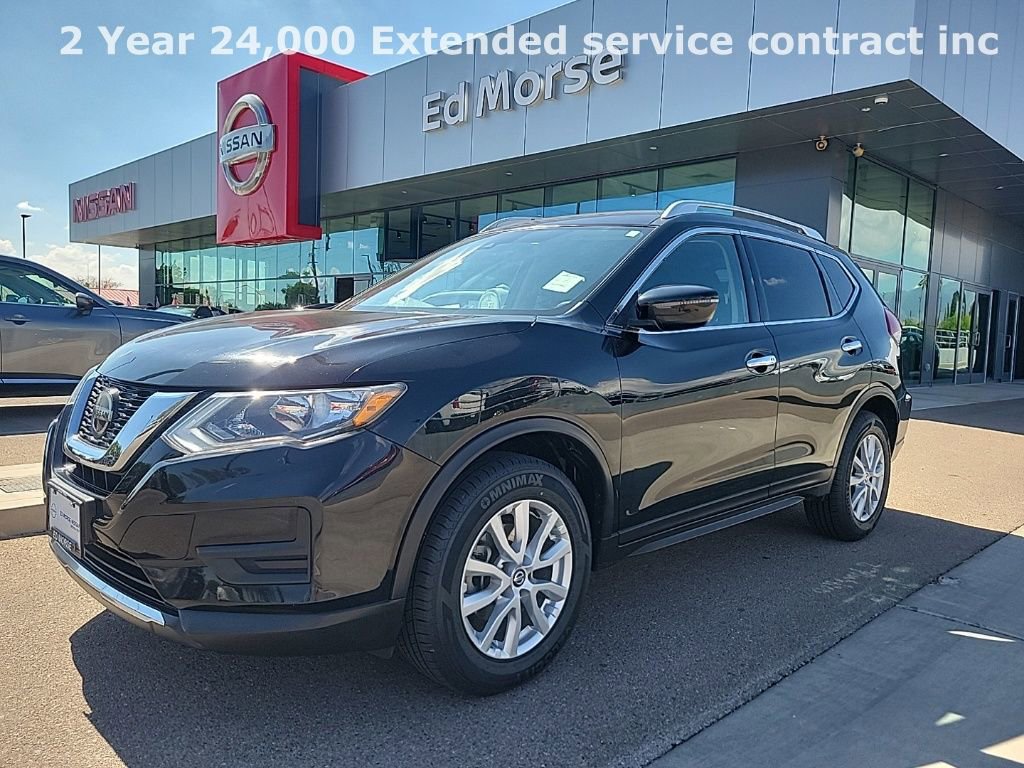 Used 2019 Nissan Rogue SV image 1