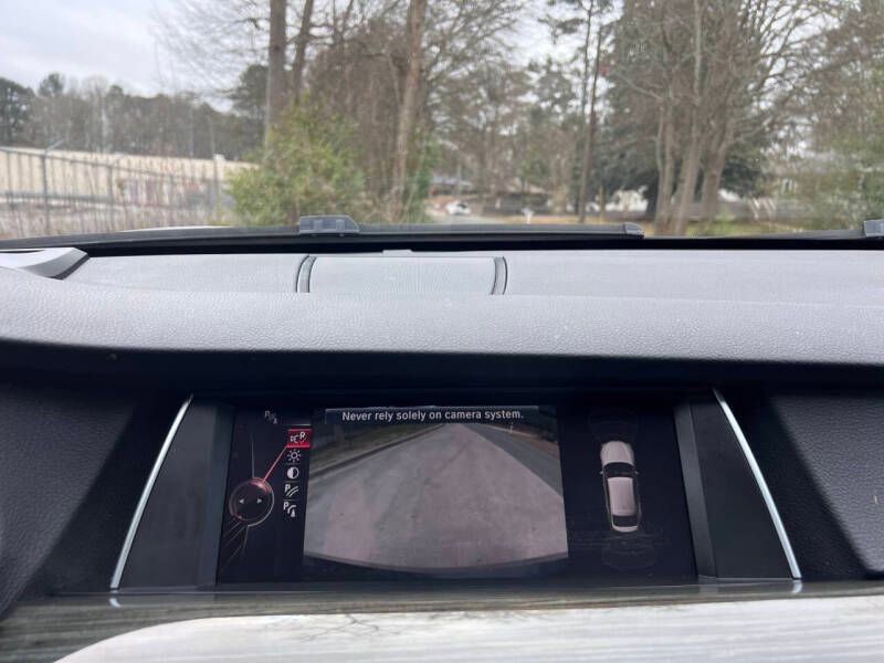 Used 2016 BMW 535i Gran Turismo image 18