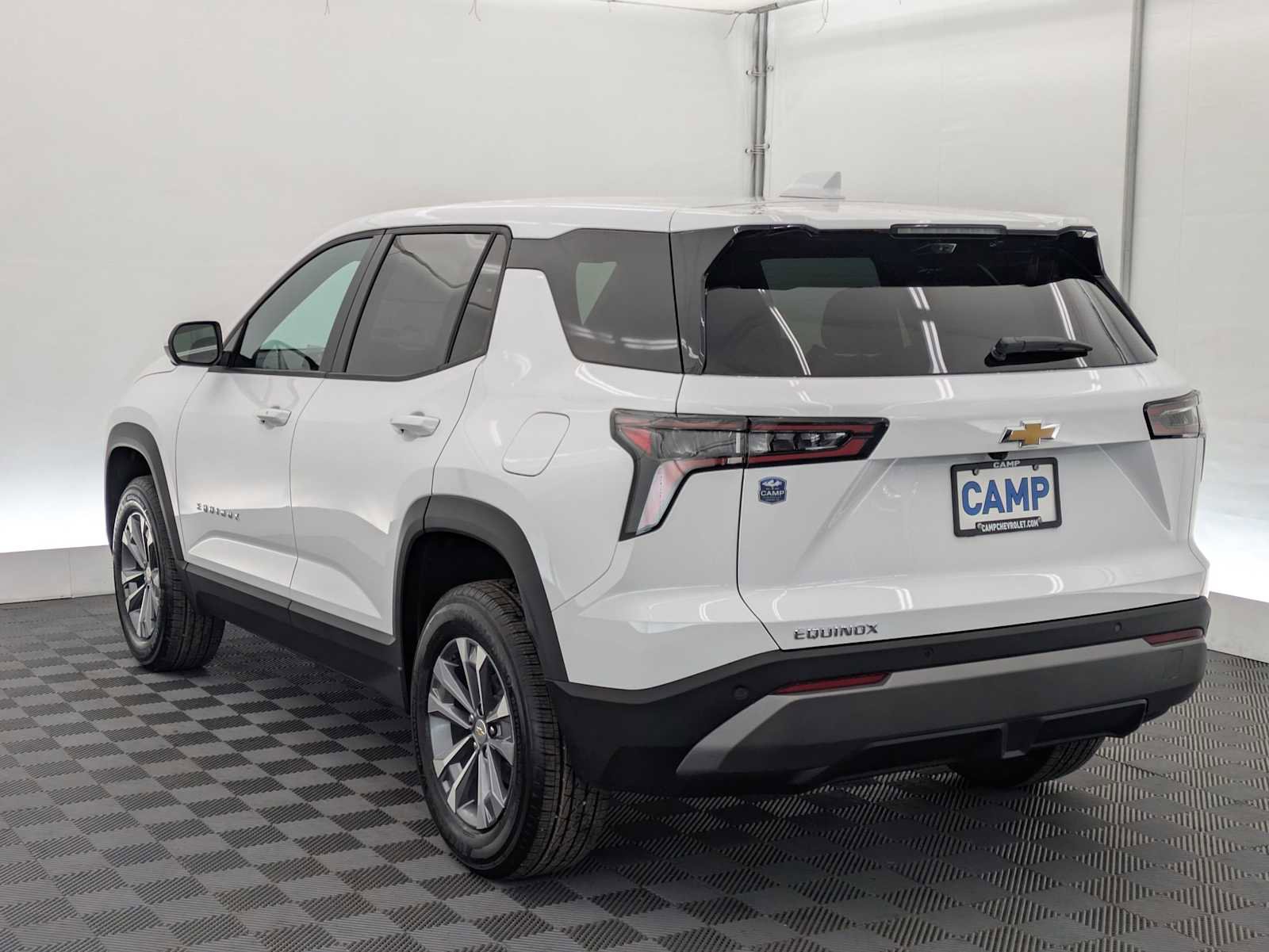 New 2026 Chevrolet Equinox LT image 4