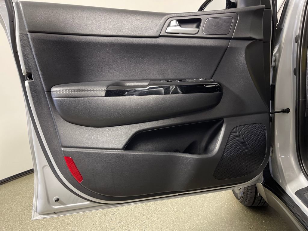 Used 2022 Kia Sportage Nightfall Edition w/ Nighfall AWD Premium Package image 19