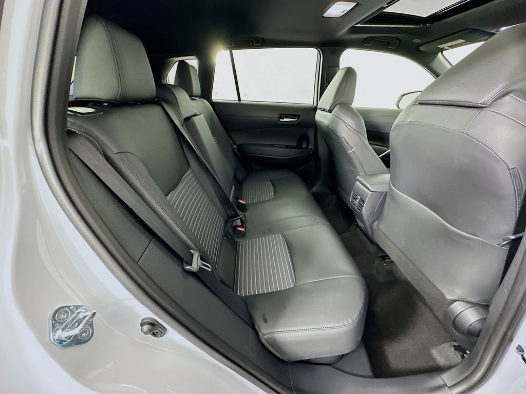 Used 2026 Toyota Corolla Cross XSE w/ Convenience Package image 28