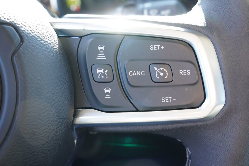 Certified 2025 Jeep Wrangler Unlimited Sahara w/ Safety Group image 28