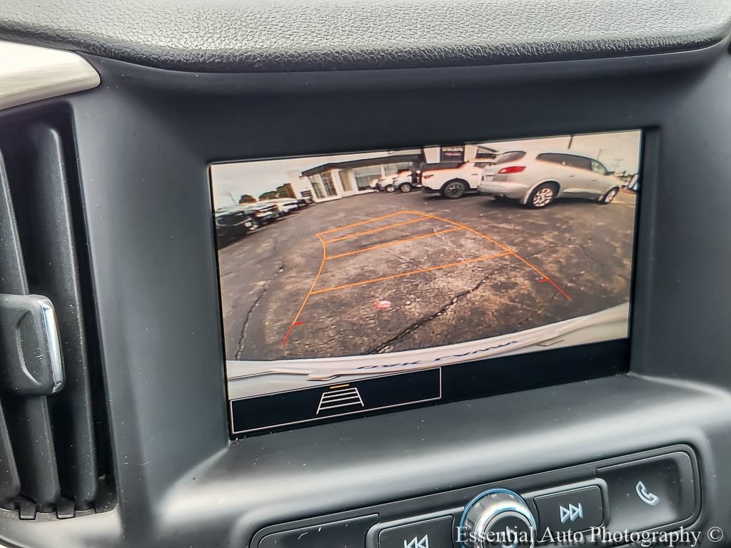 Used 2024 GMC Terrain SLE FWD image 13