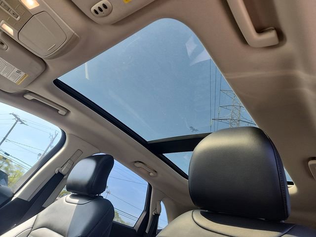 Certified 2017 Ford Edge SEL w/ Equipment Group 201A image 9