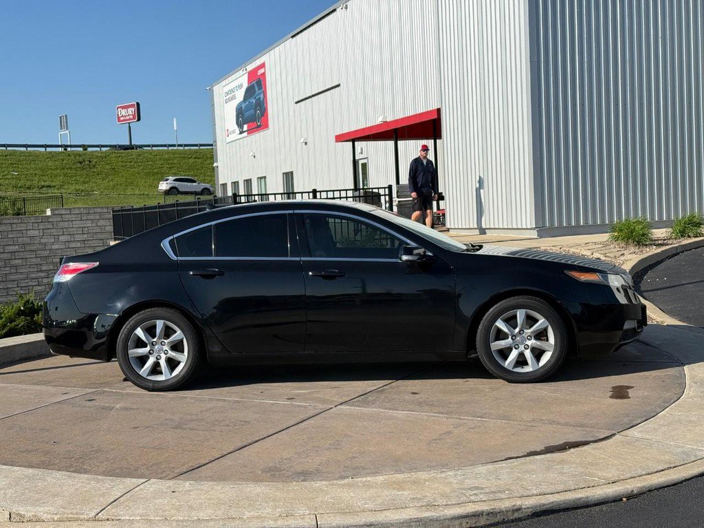 Used 2012 Acura TL w/ Technology Package FWD image 2
