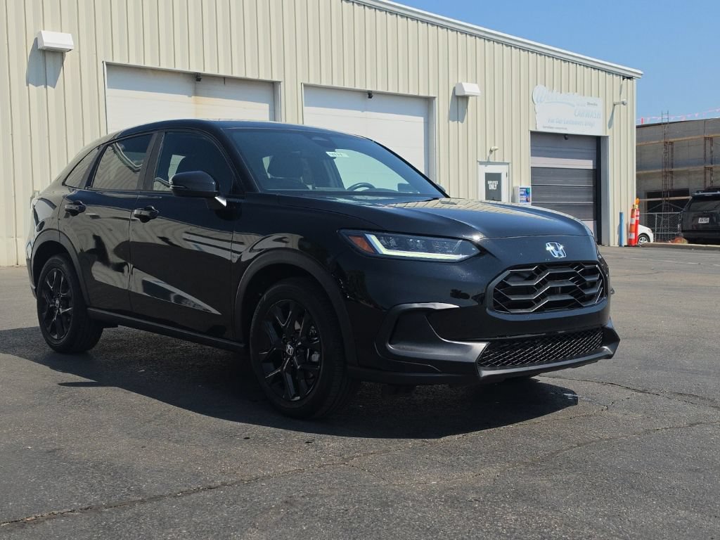 Used 2025 Honda HR-V Sport