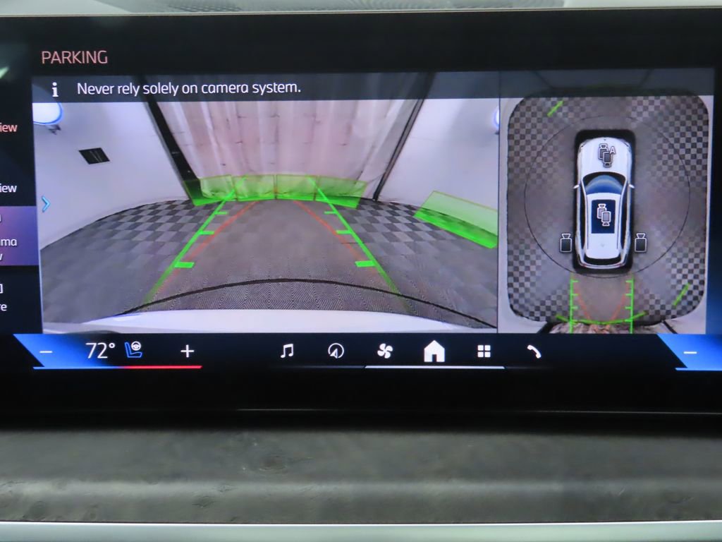 Used 2024 BMW X5 xDrive40i w/ Executive Package image 16