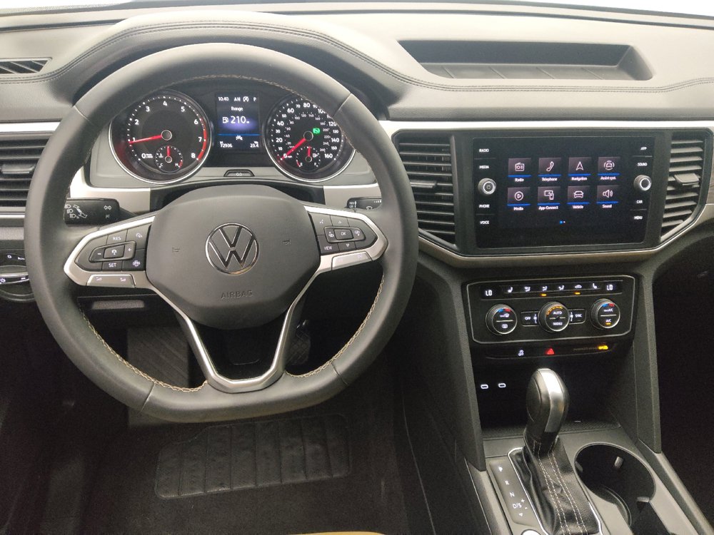 Used 2021 Volkswagen Atlas Cross Sport SE FWD image 22