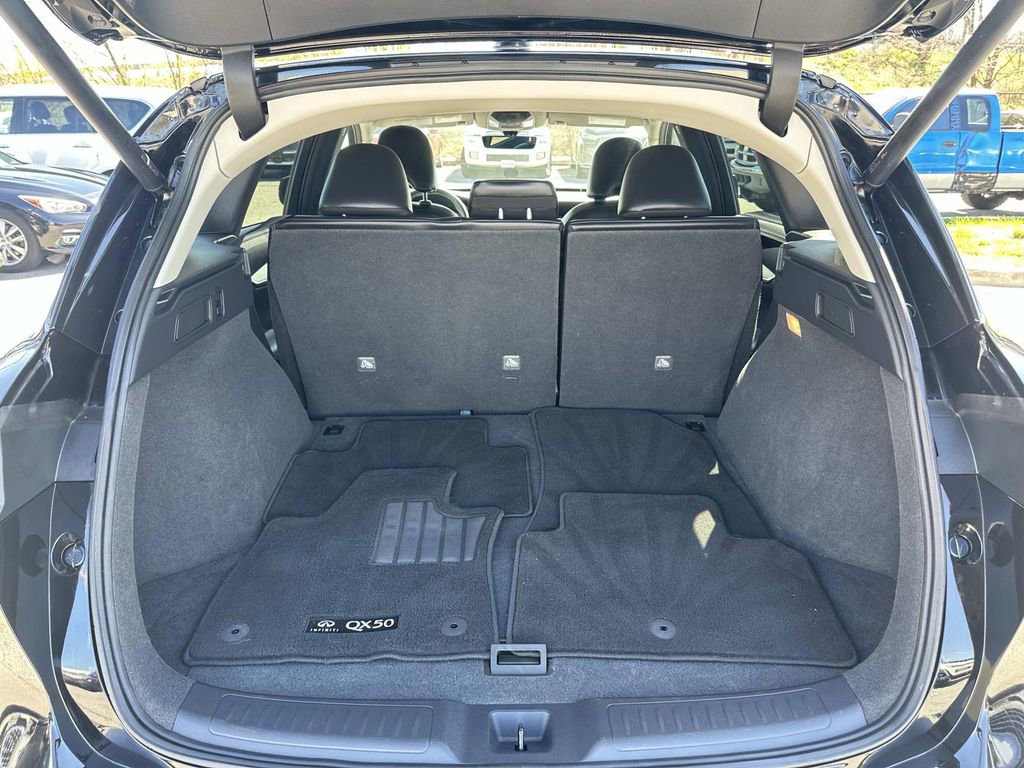 Used 2023 INFINITI QX50 Pure image 29