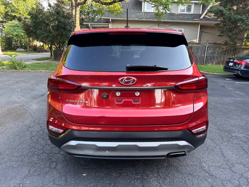 Used 2019 Hyundai Santa Fe SE FWD image 9