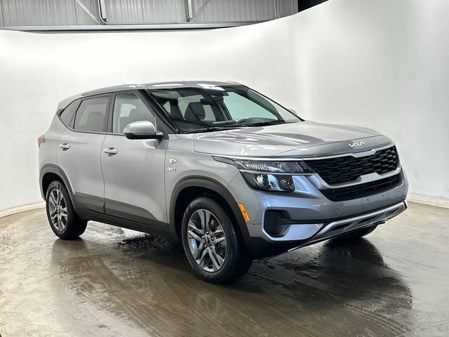 Used 2023 Kia Seltos LX AWD/4WD image 29