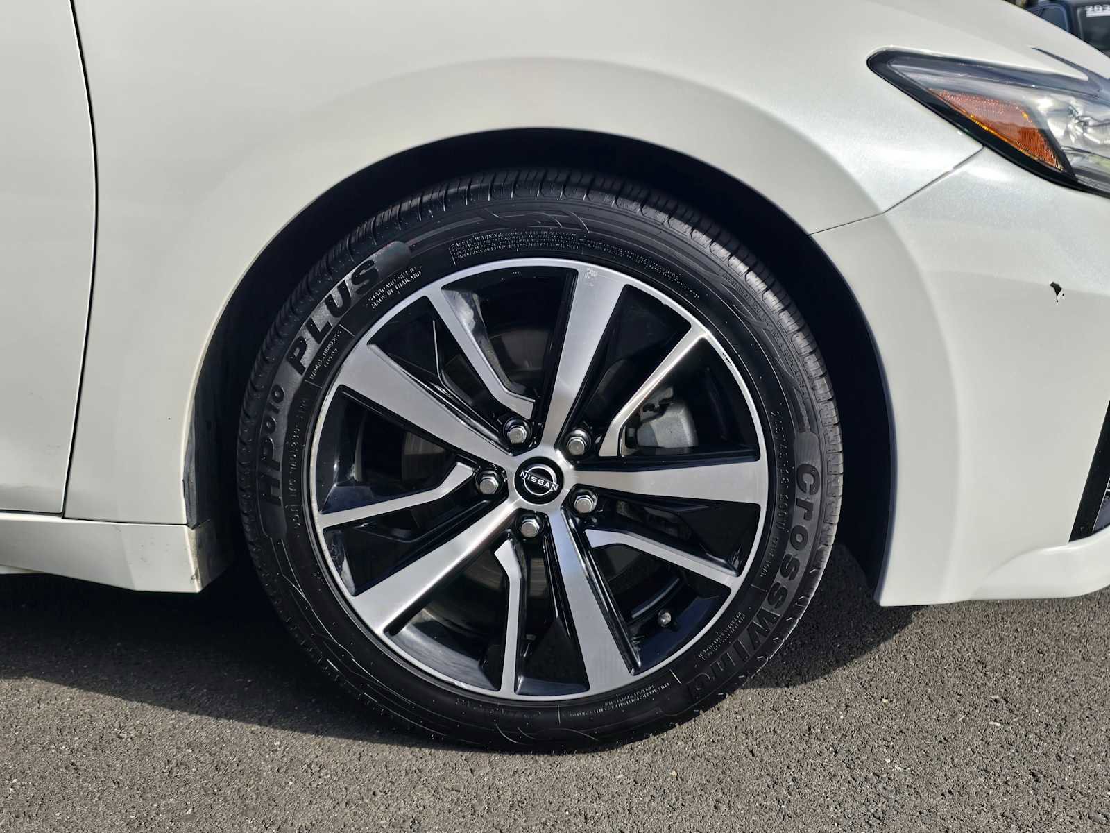 Used 2023 Nissan Maxima SV w/ Floor Mat Group image 9