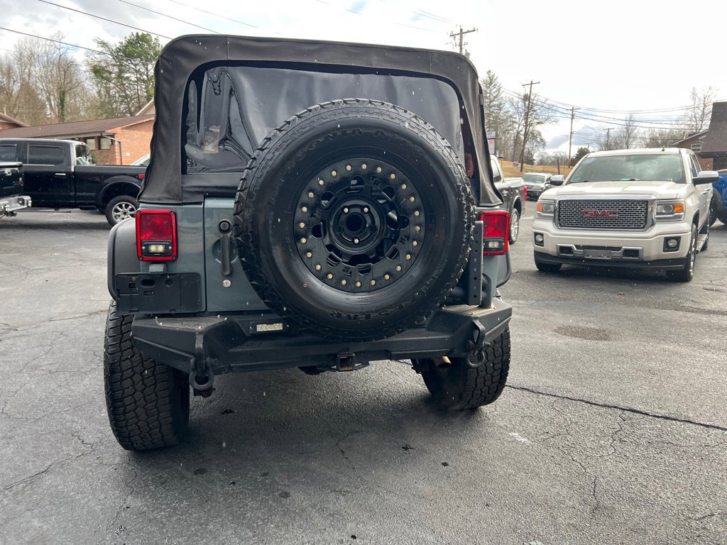 Used 2015 Jeep Wrangler Unlimited Sport image 25