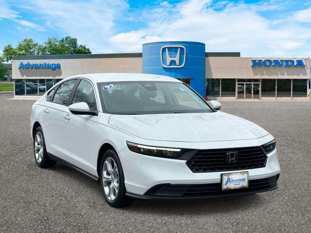 Certified 2023 Honda Accord LX image 1