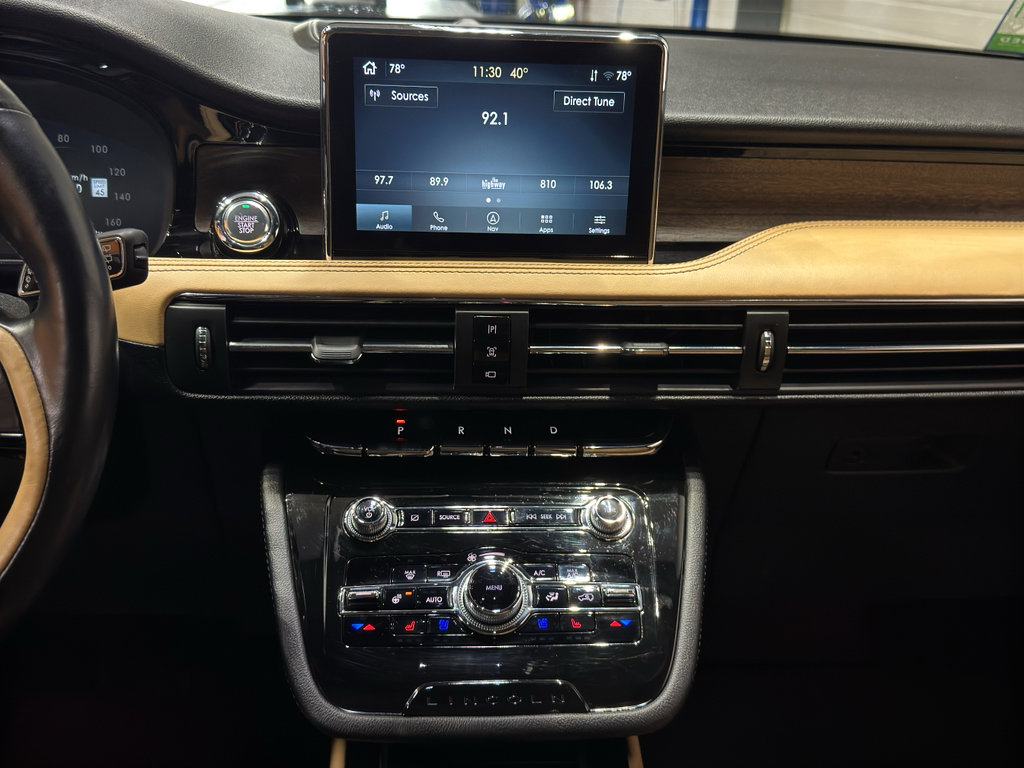 Used 2022 Lincoln Corsair Reserve w/ Equipment Group 201A image 28