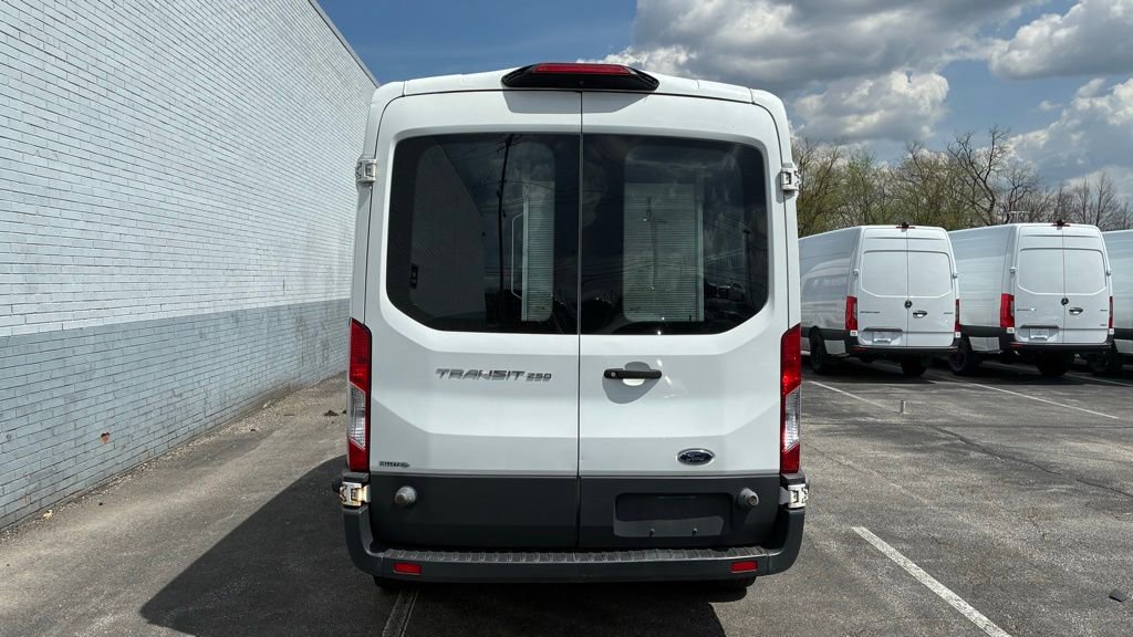 Used 2018 Ford Transit 250 148 Medium Roof w/ Interior Upgrade Package RWD image 4