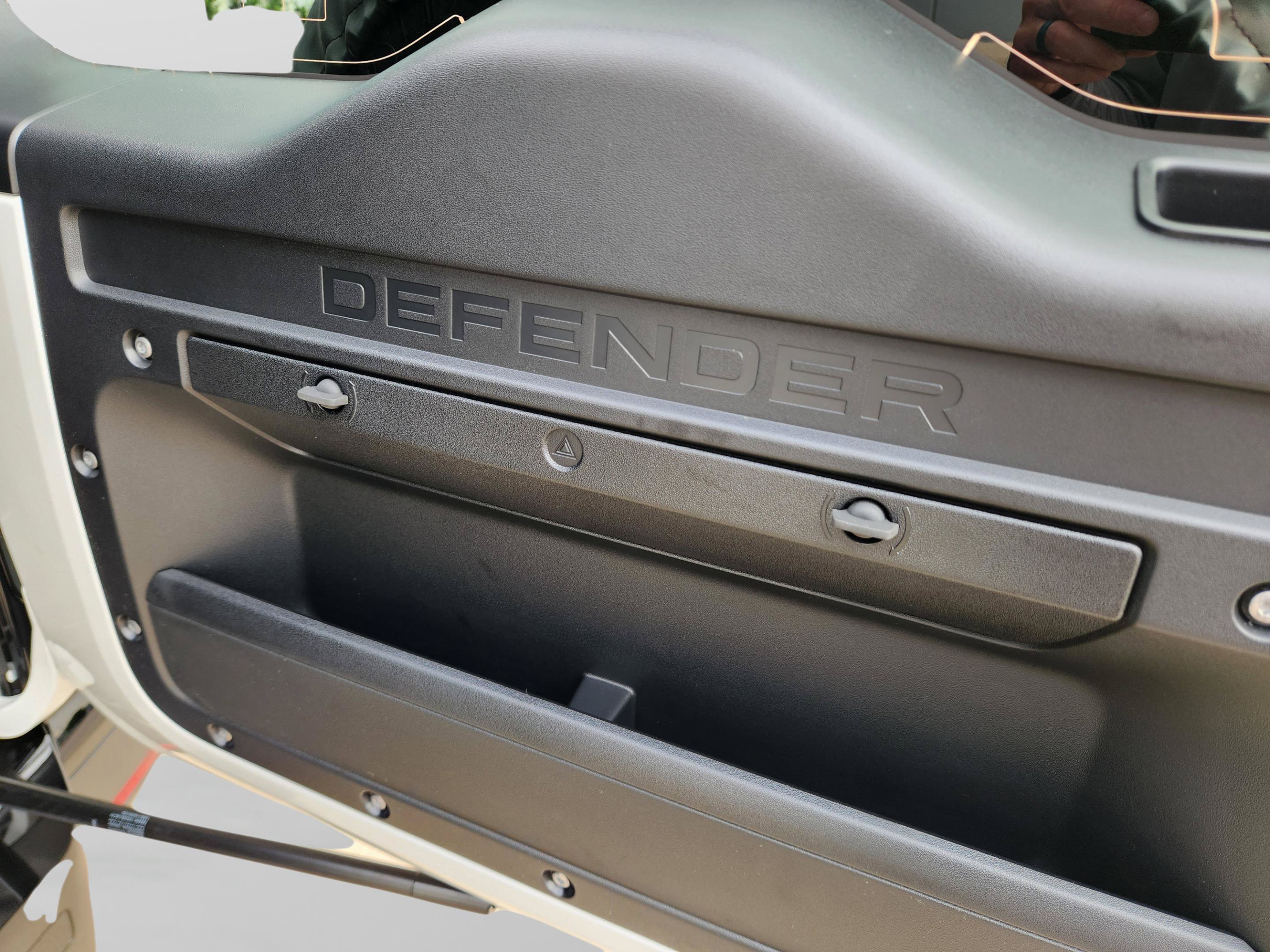 New 2026 Land Rover Defender 110 S AWD/4WD image 31