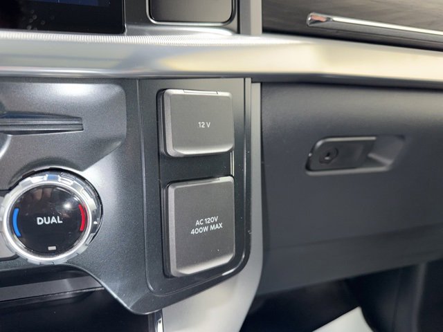 New 2025 Ford F150 Lariat w/ Equipment Group 502A High image 29