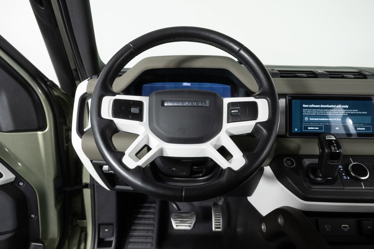 Used 2020 Land Rover Defender 110 S AWD/4WD image 29