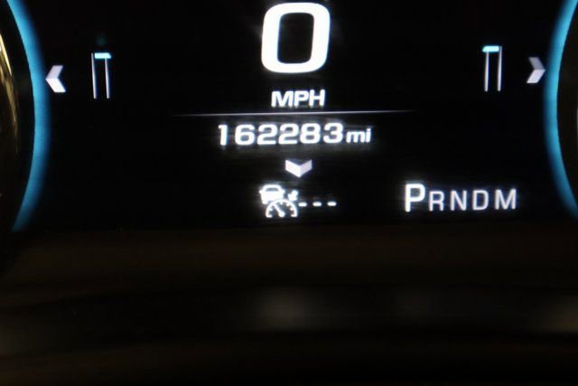 Used 2016 Chevrolet Suburban LTZ image 16