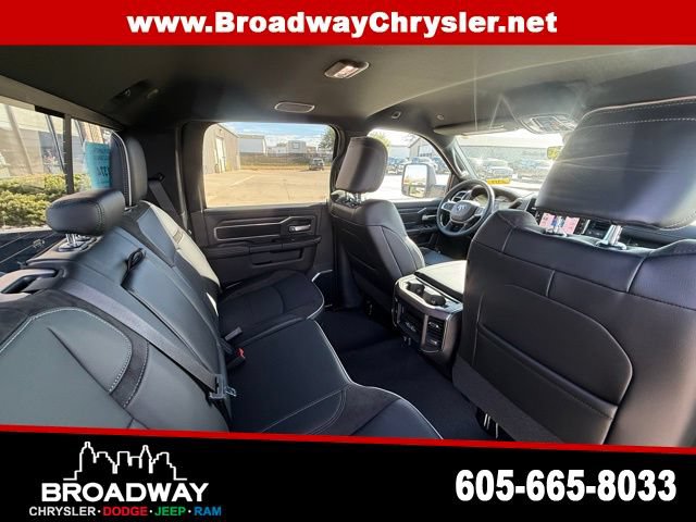 New 2026 RAM 2500 Laramie AWD/4WD image 11