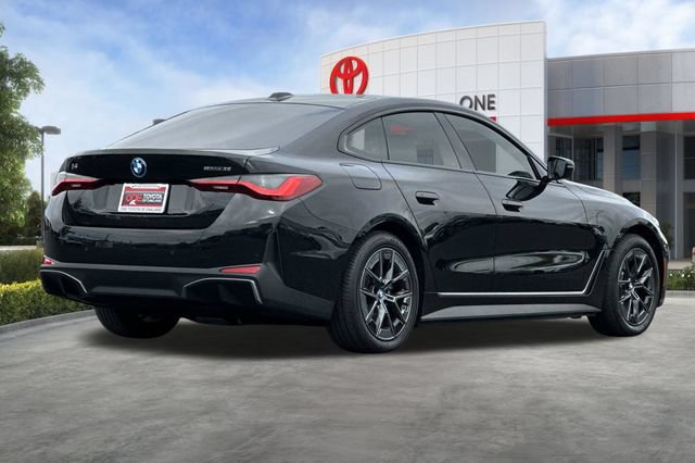 Used 2023 BMW i4 eDrive35 w/ Premium Package RWD image 4