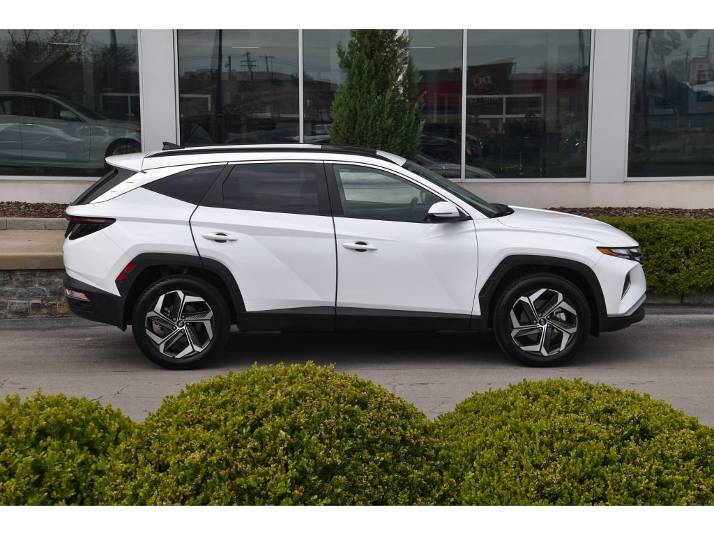 Used 2023 Hyundai Tucson SEL w/ Convenience Package AWD/4WD image 3