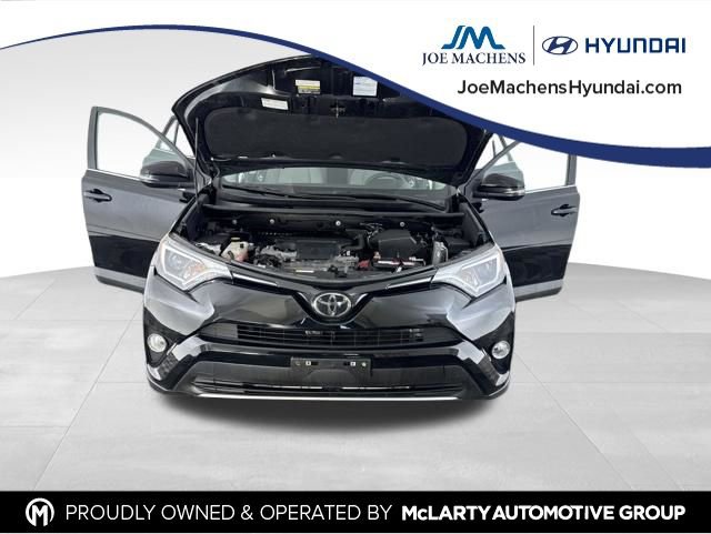 Used 2018 Toyota RAV4 XLE w/ Plus Extra Value Package AWD/4WD image 9