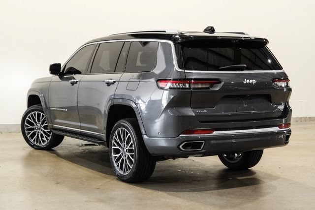 Used 2023 Jeep Grand Cherokee L Summit AWD/4WD image 32