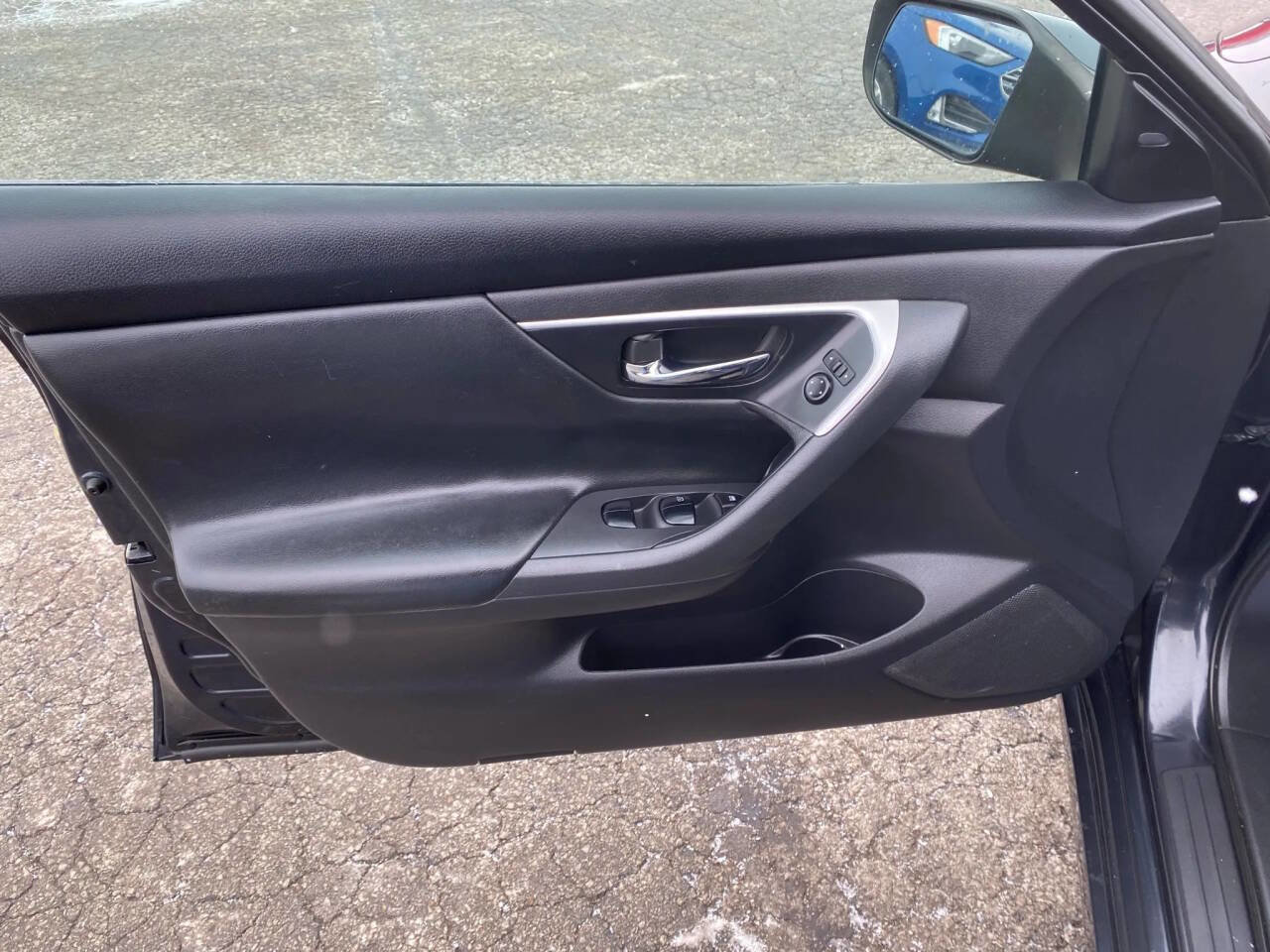 Used 2018 Nissan Altima 2.5 SV image 11