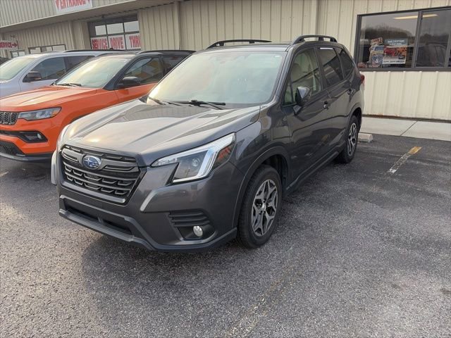 Used 2023 Subaru Forester Premium image 10