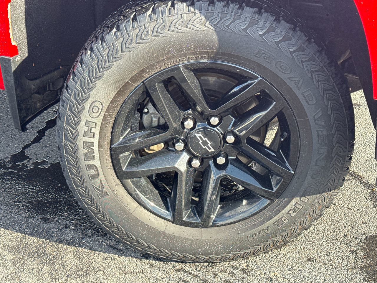 Used 2020 Chevrolet Silverado 1500 Custom Trail Boss image 9