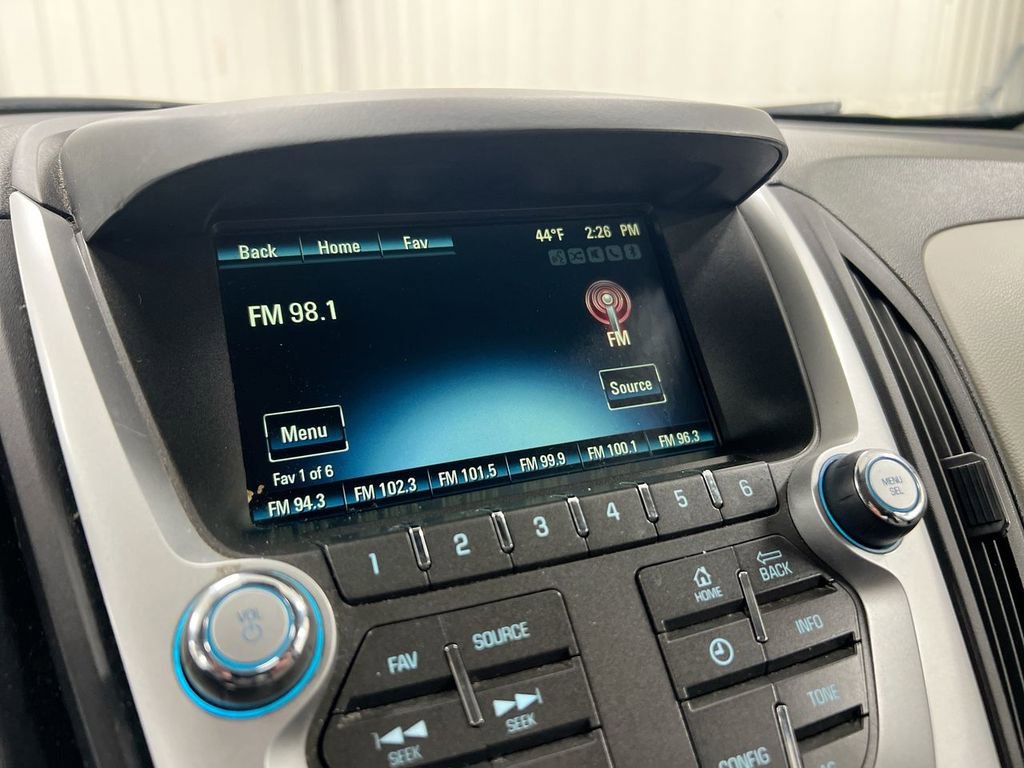 Used 2017 Chevrolet Equinox LT w/ Convenience Package image 14