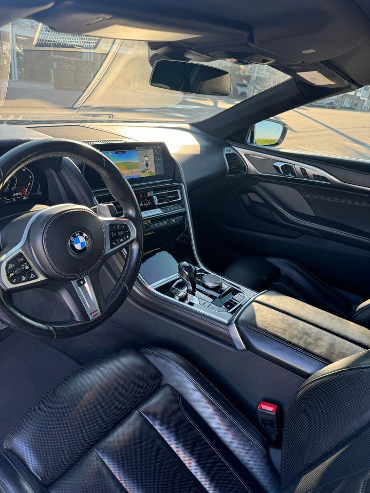 Used 2021 BMW M850i xDrive Convertible image 12