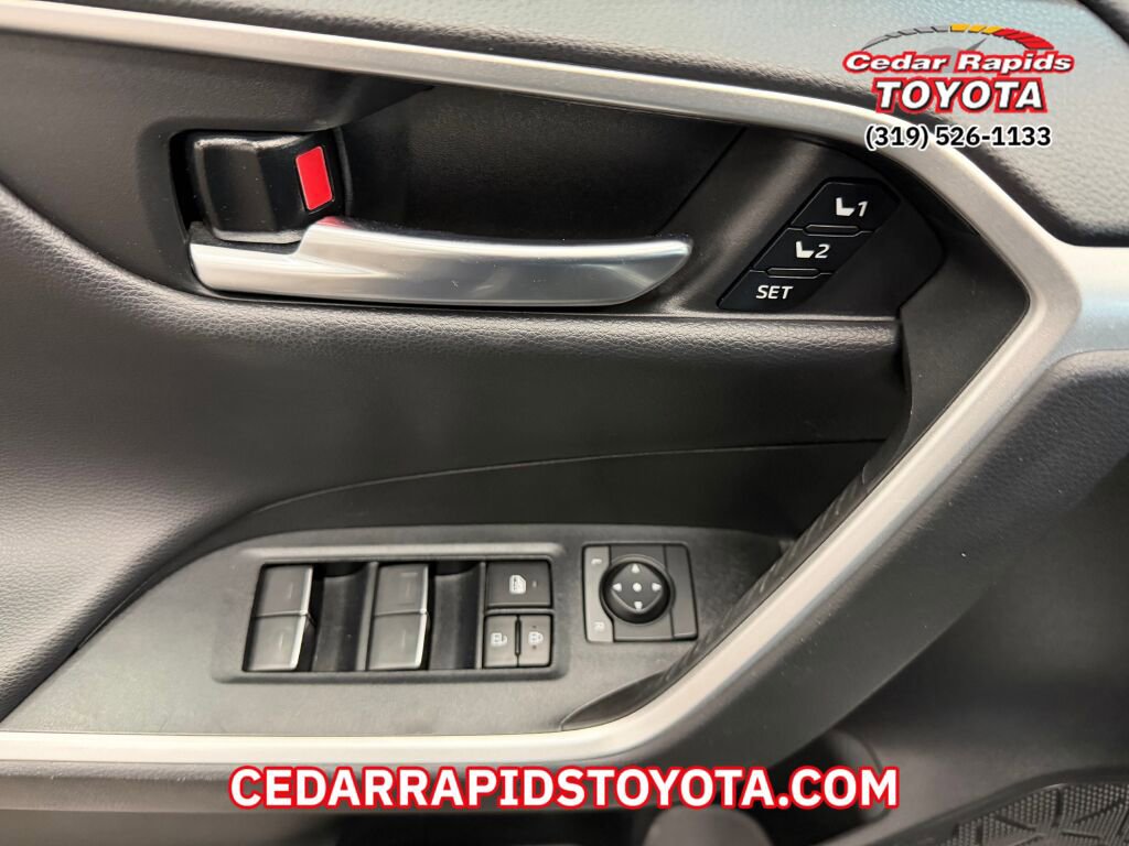 Used 2023 Toyota RAV4 XSE image 9