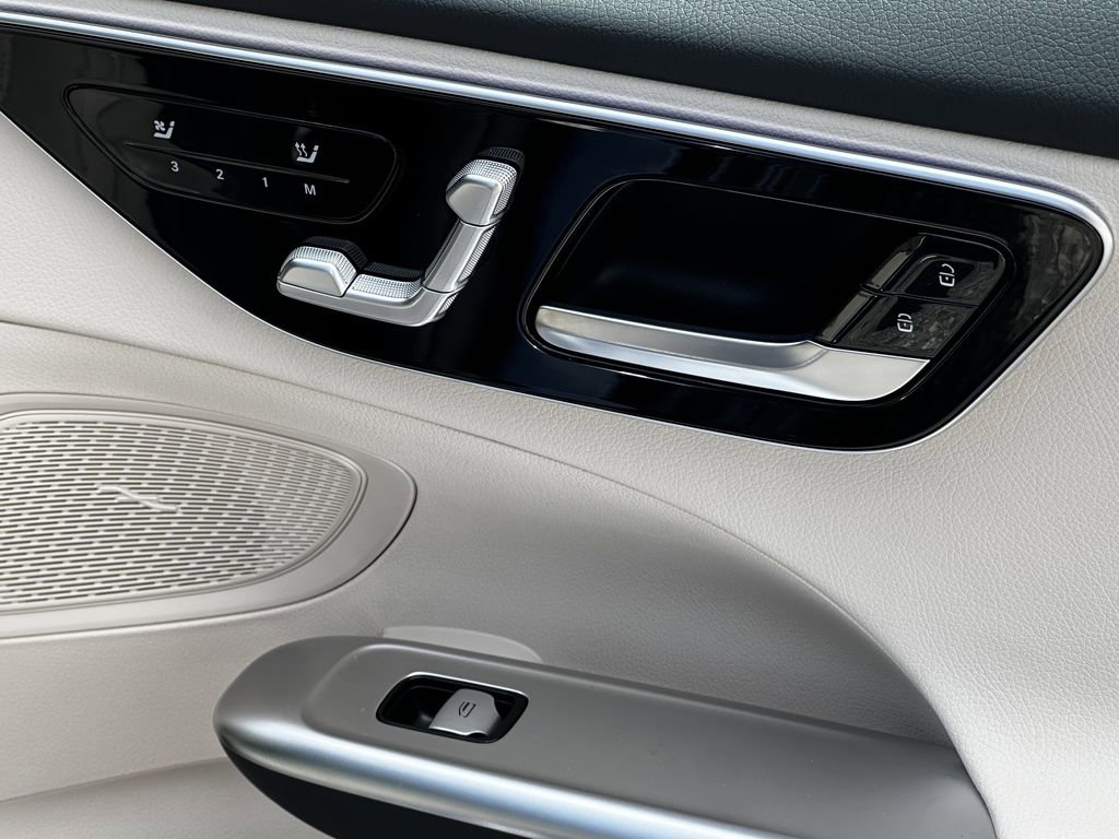 New 2026 Mercedes-Benz C 300 Sedan image 17