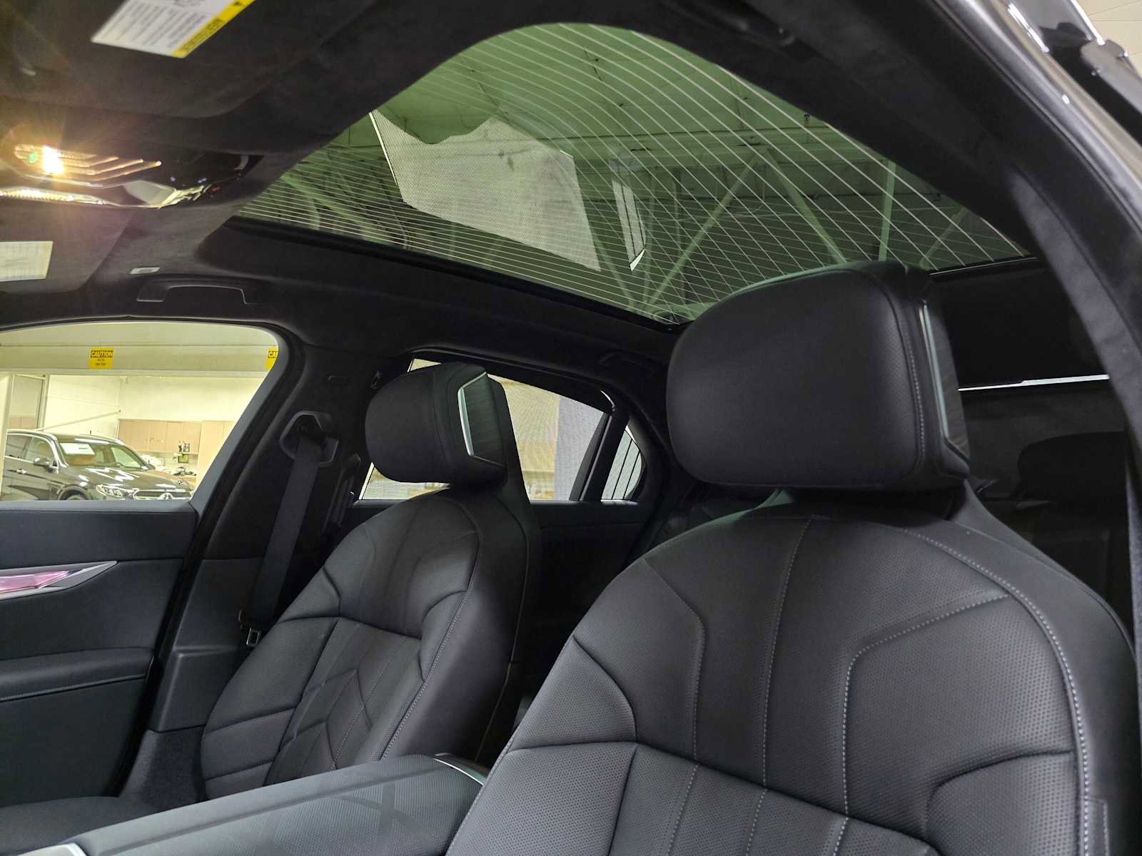 Used 2026 BMW 760i xDrive 760i xDrive w/ Executive Package image 23