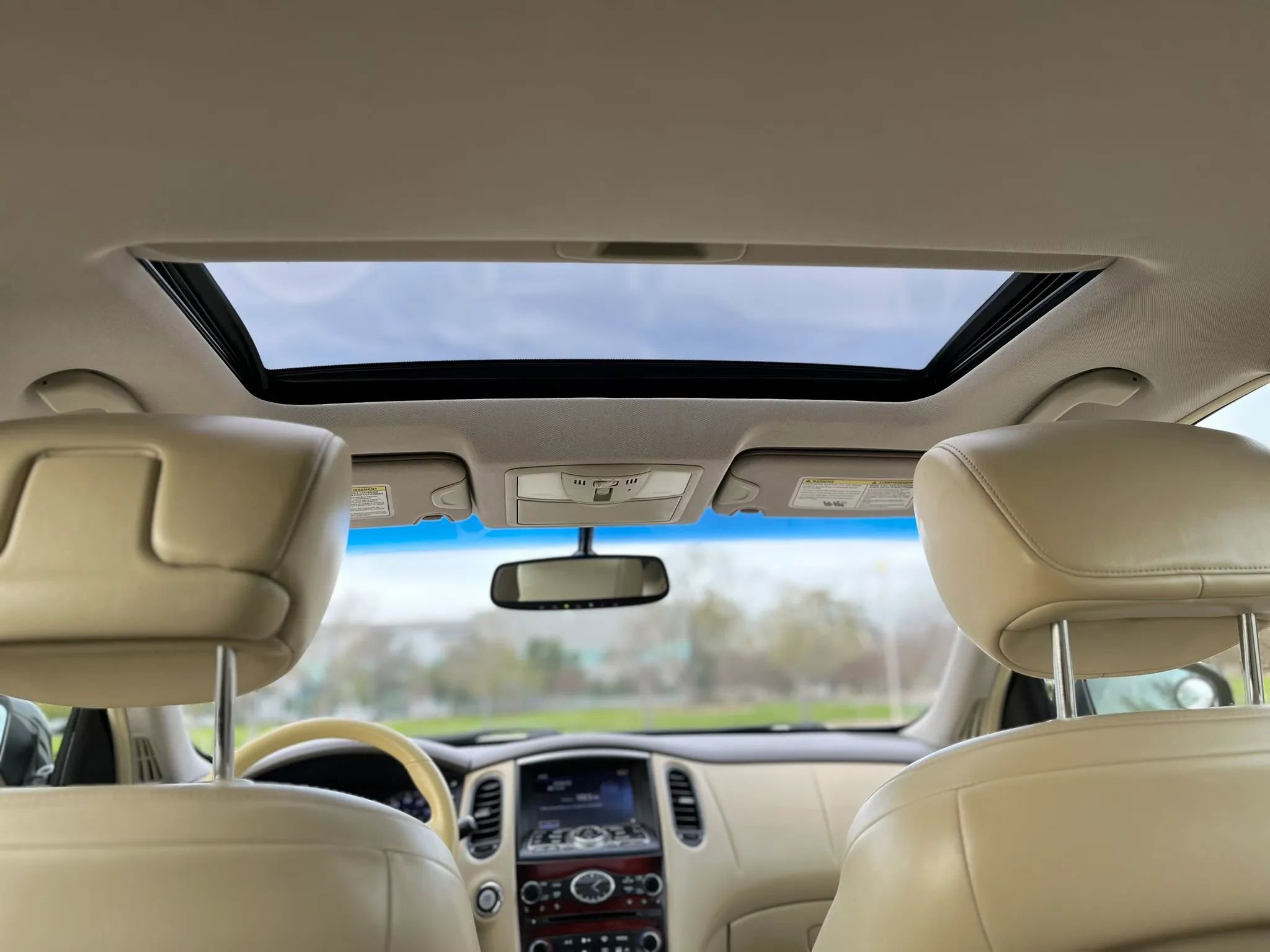 Used 2014 INFINITI QX50 Journey w/ Premium Package image 19
