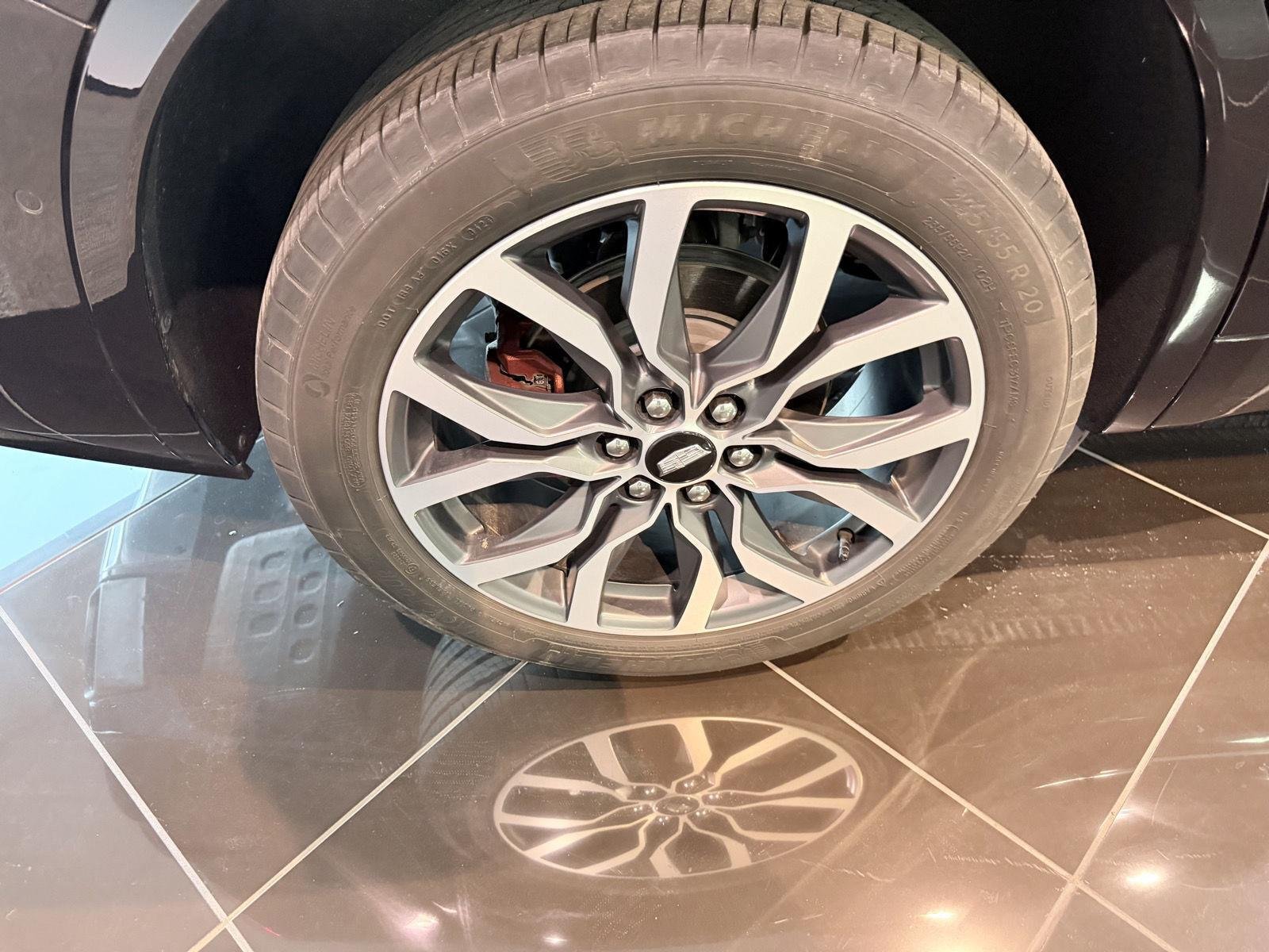 Used 2024 Cadillac XT6 Sport w/ Technology Package AWD/4WD image 49