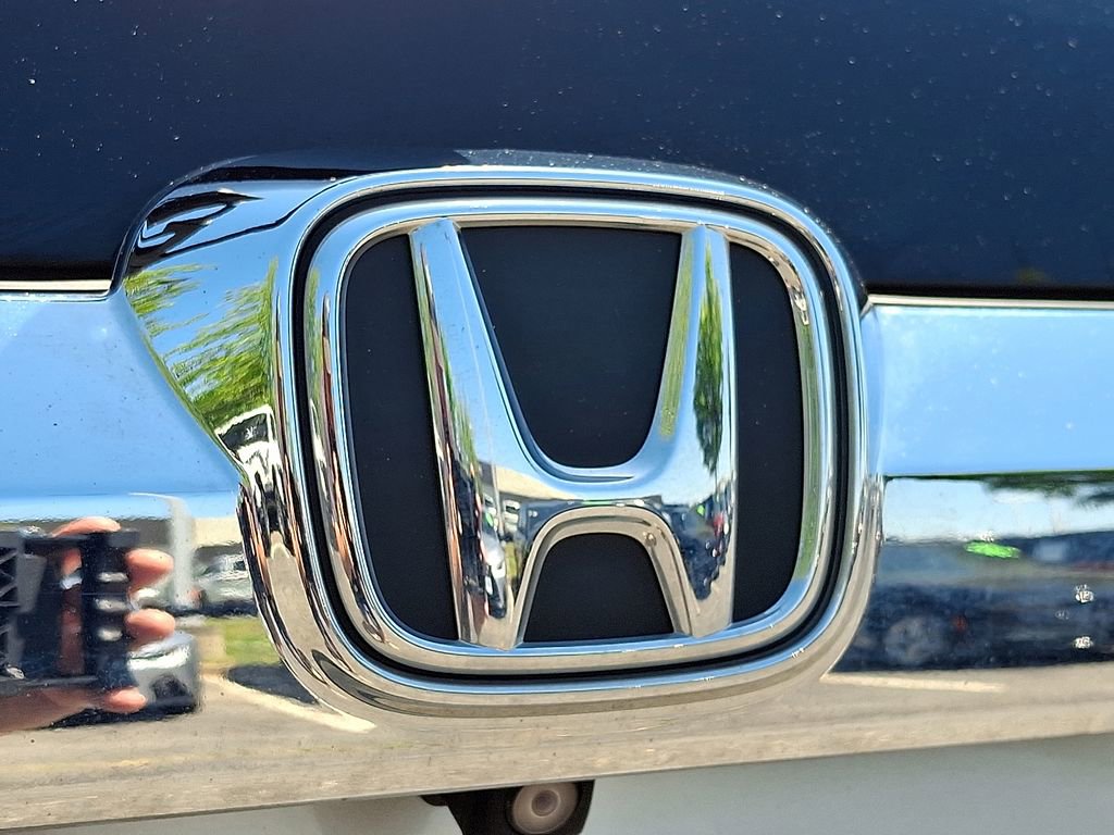 Used 2016 Honda CR-V Touring image 32