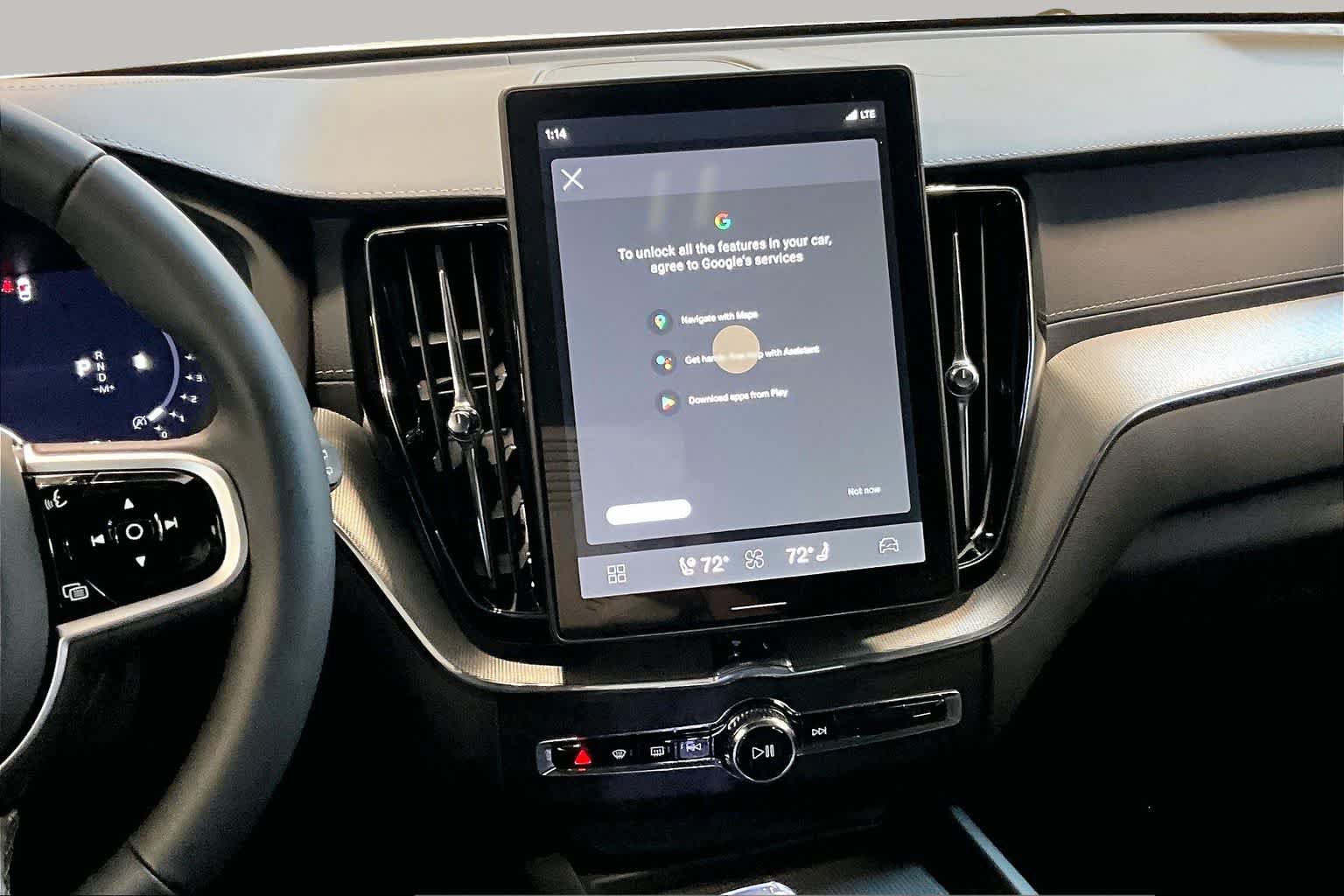 New 2026 Volvo XC60 B5 Ultra w/ Protection Package Premier AWD/4WD image 8