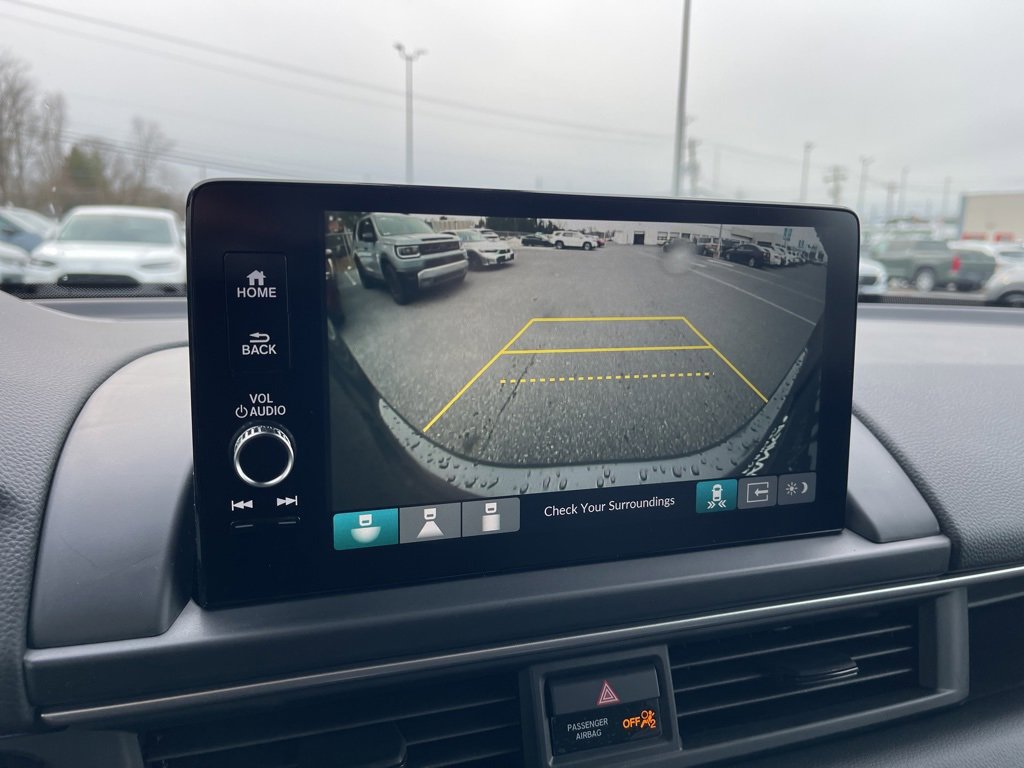 New 2025 Honda Pilot EX-L image 9